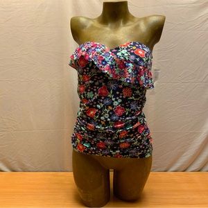 NWT Liz Claiborne Swimsuit Top